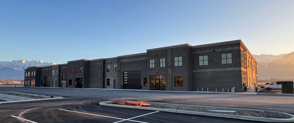 652 S Lakeview Pky, Provo, UT à louer - Photo de l’immeuble – Image 2 sur 6