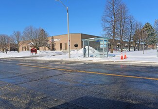 Plus de détails pour 150 Mclevin Ave, Toronto, ON - Industriel/Logistique à louer