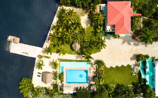 Plus de détails pour 58743 Overseas Hwy, Marathon, FL - Hôtellerie à vendre