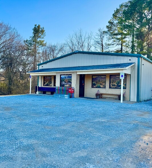 52 Main St, Mount Pleasant, AR à vendre - Photo de l’immeuble – Image 3 sur 20