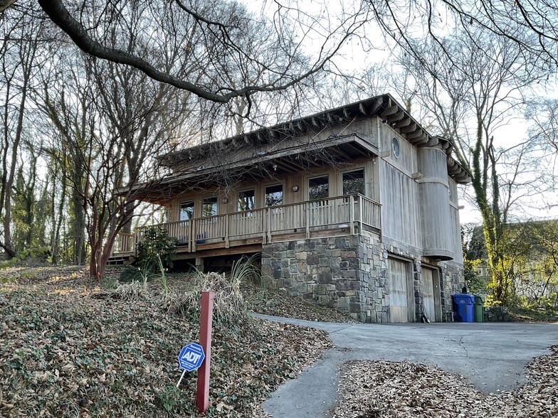 990 Culpepper St NW, Atlanta, GA à louer - Photo de l’immeuble – Image 3 sur 11