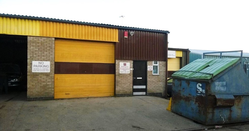 Latimer Rd, Luton à louer - Photo de l’immeuble – Image 3 sur 3