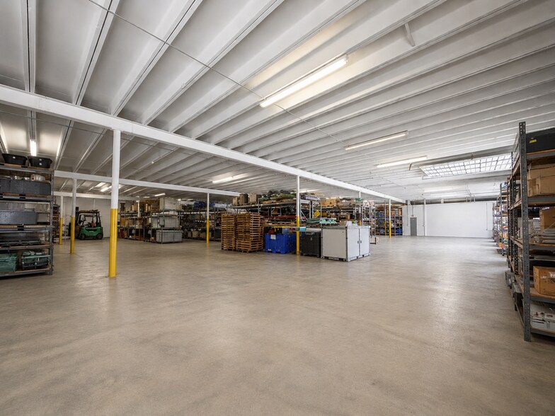 3814 Woodbury Dr, Austin, TX à louer - Photo de l’immeuble – Image 2 sur 12