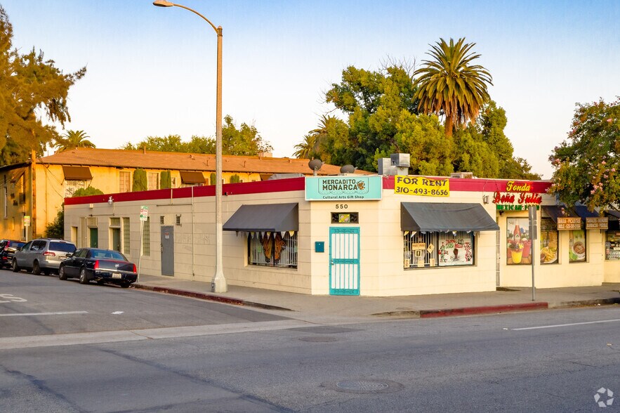 540 N Fair Oaks Ave, Pasadena, CA à louer - Photo de l’immeuble – Image 1 sur 6
