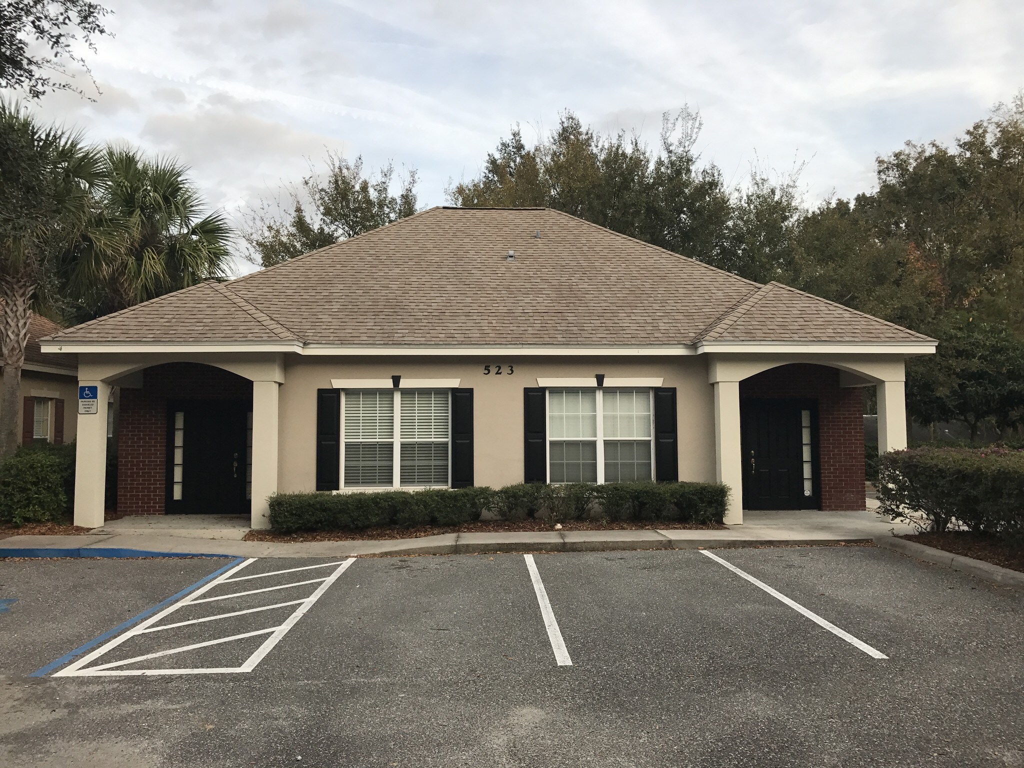 523 Wekiva Commons Cir, Apopka, FL à louer Photo de l’immeuble– Image 1 sur 34