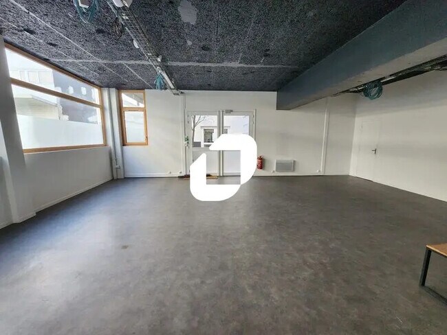 Plus de détails pour Passage De Flandre, Paris - Local d'activités à louer