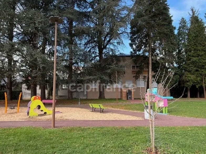 Bureau dans Lourdes à vendre - Photo de l’immeuble – Image 2 sur 6
