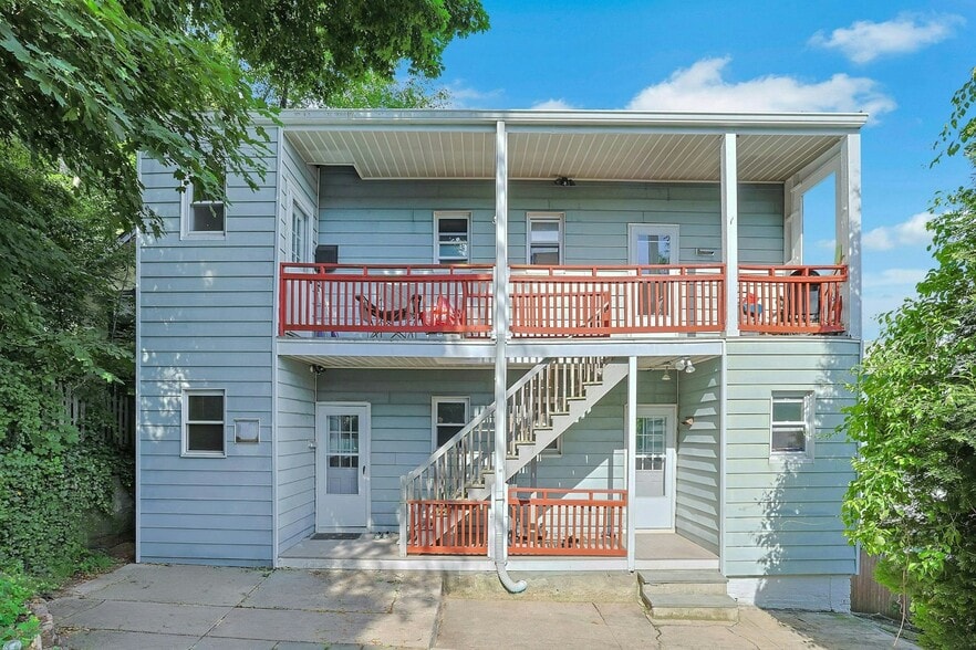 3 Linden Pl, Tarrytown, NY à vendre - Photo principale – Image 1 sur 28
