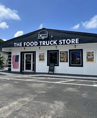 Plus de détails pour 1417 NE 26th St, Wilton Manors, FL - Local commercial à louer