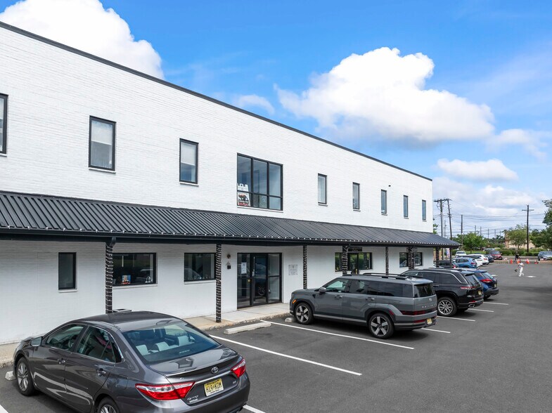 152 Central Ave, Clark, NJ à louer - Photo de l’immeuble – Image 3 sur 7