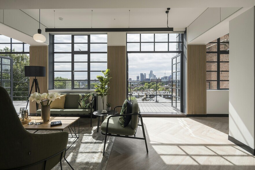 18-26 Essex Rd, Londres à louer - Photo de l’immeuble – Image 1 sur 27