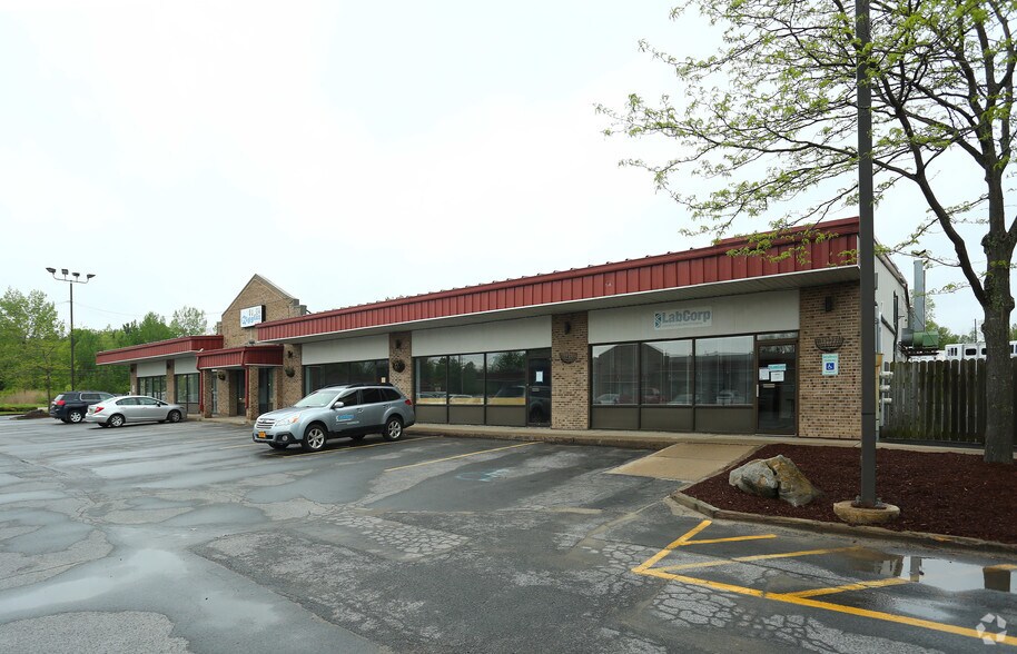 762-770 Route 3, Plattsburgh, NY à vendre - Photo principale – Image 1 sur 7