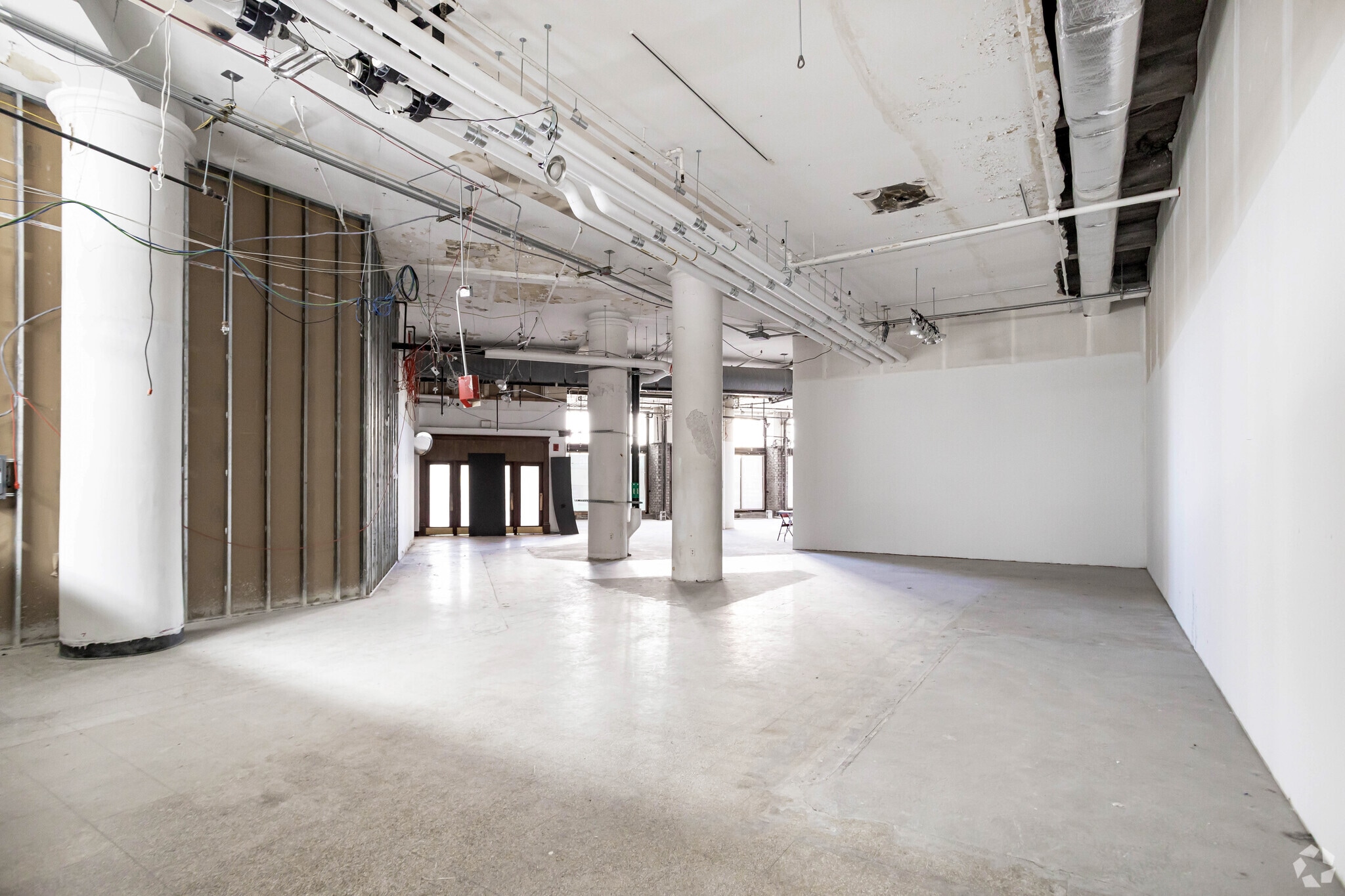 260 E Main St, Rochester, NY à louer Photo intérieure– Image 1 sur 4