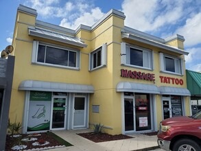 833-839 SE 8th Ave, Deerfield Beach, FL à louer Photo intérieure– Image 2 sur 16