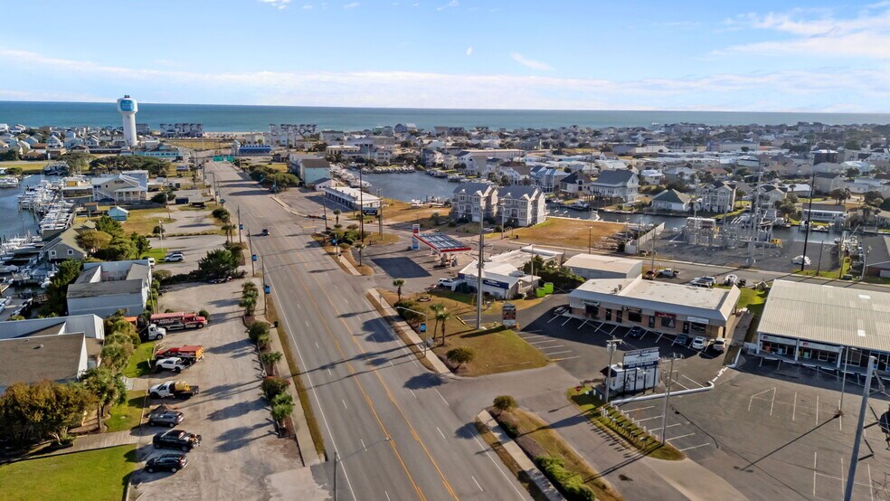 311 Atlantic Beach Cswy, Atlantic Beach, NC à vendre - Photo de l’immeuble – Image 2 sur 20
