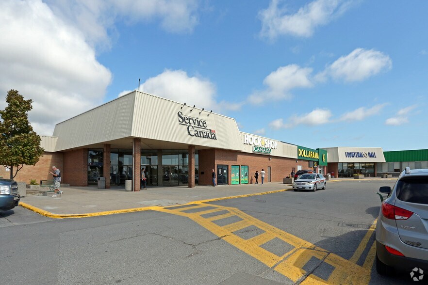 1300 Bath Rd, Kingston, ON à louer - Photo de l’immeuble – Image 3 sur 5