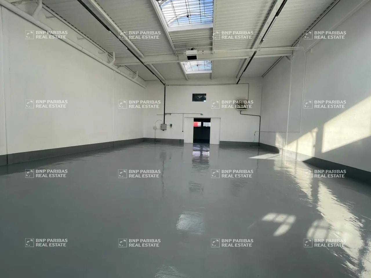 Local d’activités dans Bonneuil-sur-Marne à louer Photo intérieure– Image 1 sur 7