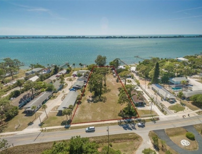 S McCall Rd, Englewood, FL à vendre - Photo principale – Image 1 sur 4