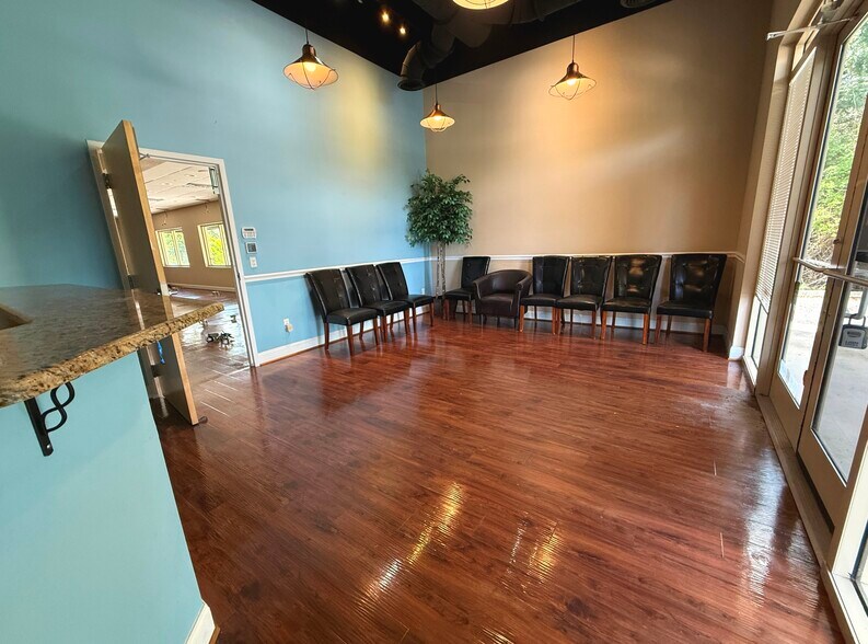 3751 S Clyde Morris Blvd, Port Orange, FL à louer - Photo intérieure – Image 3 sur 8
