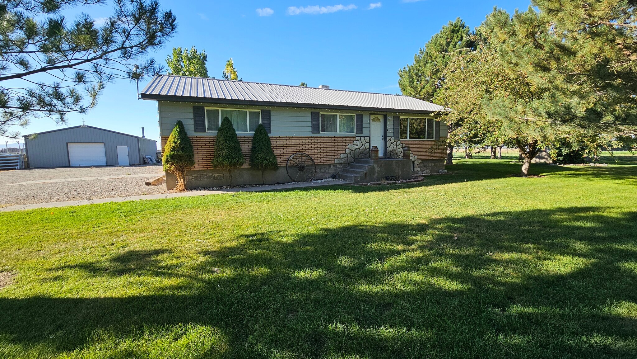 1655 W 1000 S, Pingree, ID à vendre Photo de l’immeuble– Image 1 sur 18