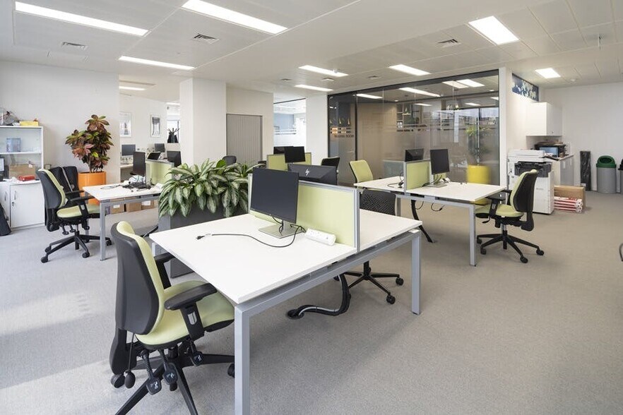 58 Wood Ln, Londres à louer - Photo intérieure – Image 3 sur 16