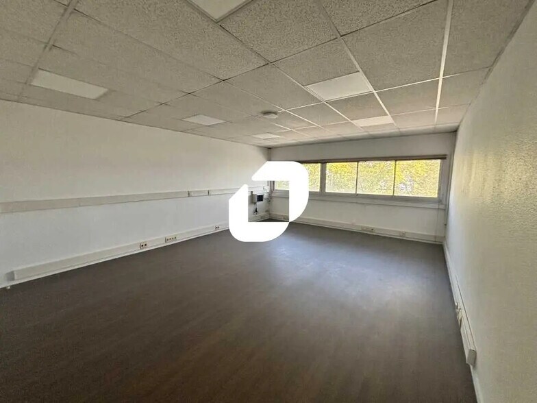 Bureau dans Bordeaux à louer - Photo intérieure – Image 3 sur 8