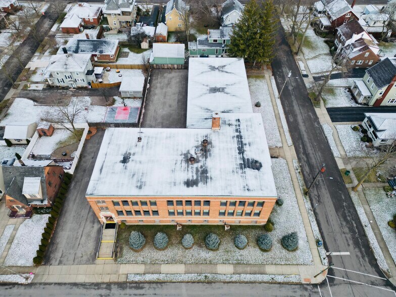 1018 College Ave, Niagara Falls, NY à vendre - Aérien – Image 3 sur 29