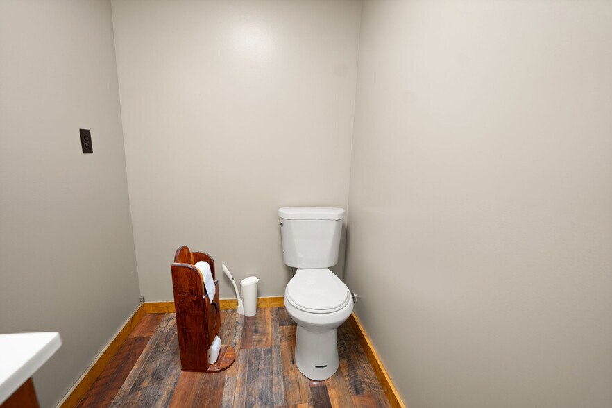 4564 New Liberty Big Meadow Rd, Knob Lick, KY à vendre - Photo intérieure – Image 2 sur 29