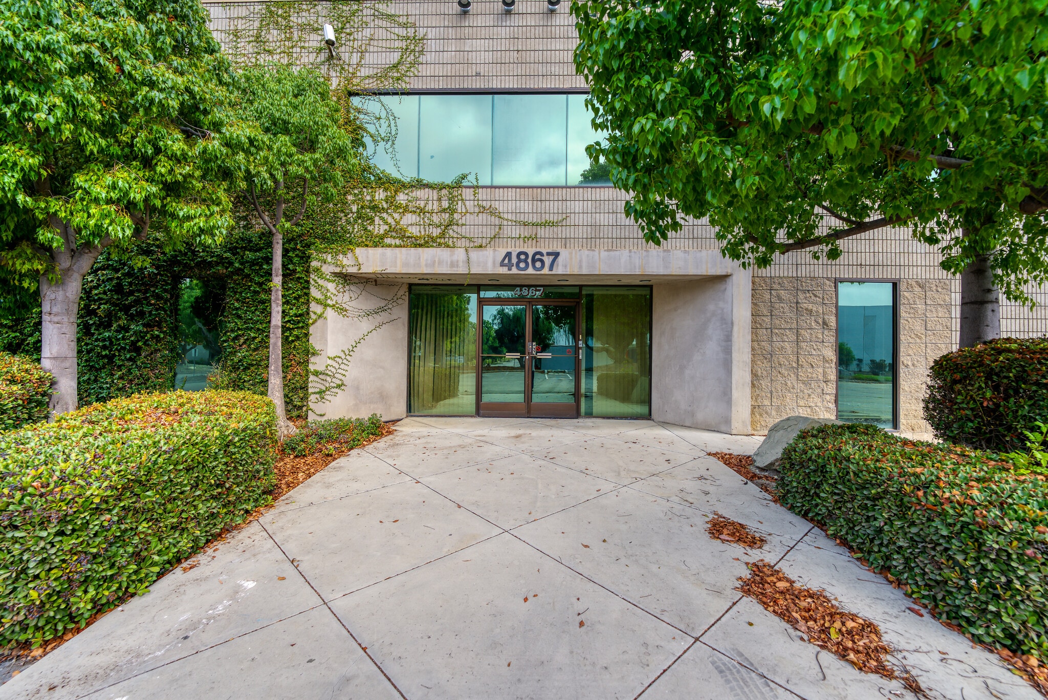 4867 Colt St, Ventura, CA à vendre Photo de l’immeuble– Image 1 sur 10