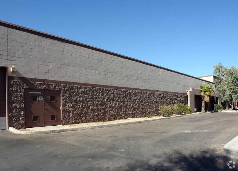 2027 E Cedar St, Tempe, AZ à louer - Photo de l’immeuble – Image 3 sur 3