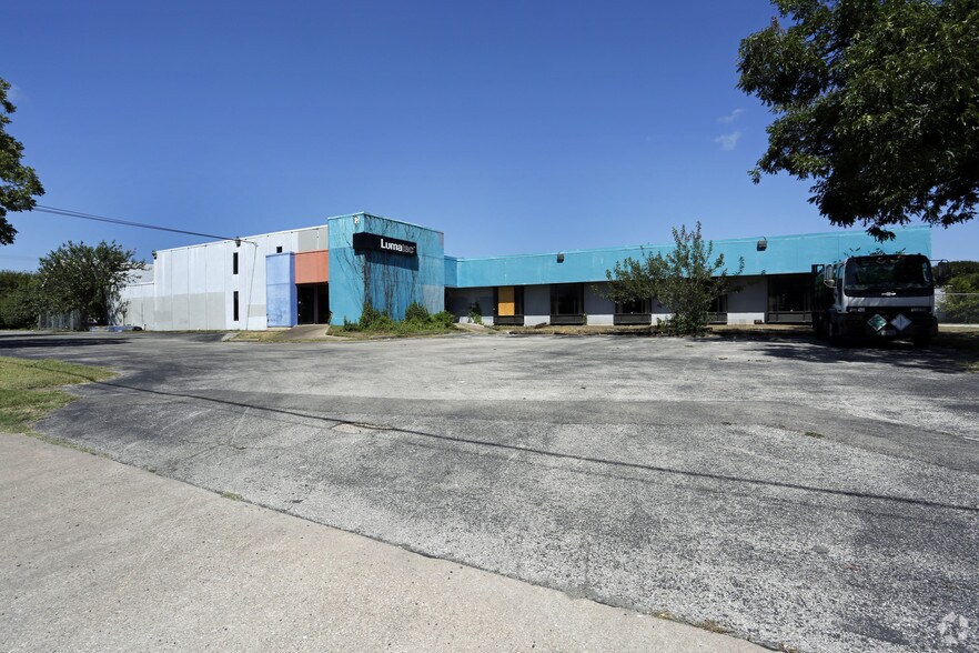 500 Shady Ln, Austin, TX à louer - Photo de l’immeuble – Image 1 sur 2