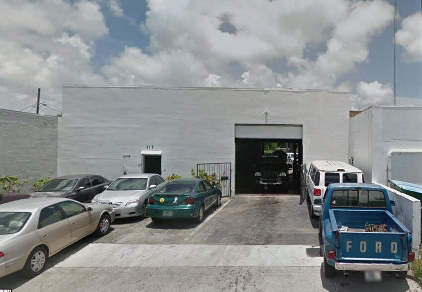 717 NW 1st St, Fort Lauderdale, FL à vendre - Photo principale – Image 1 sur 1