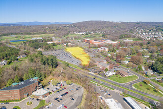 569-627 Frost Ave, Warrenton, VA - VUE AÉRIENNE  vue de carte