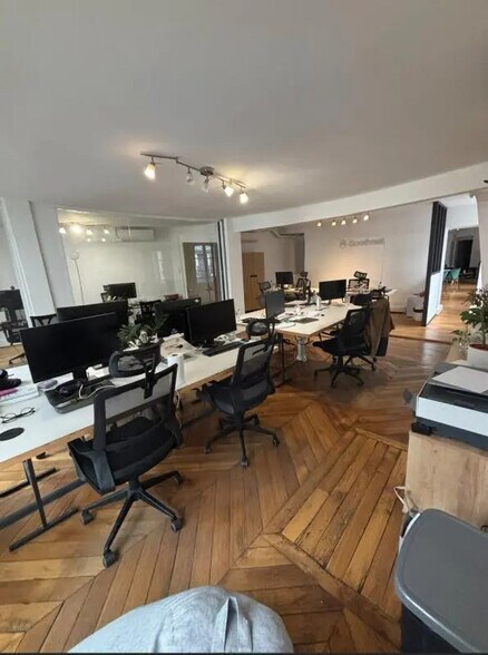 Bureau dans Paris à louer - Photo de l’immeuble – Image 3 sur 6