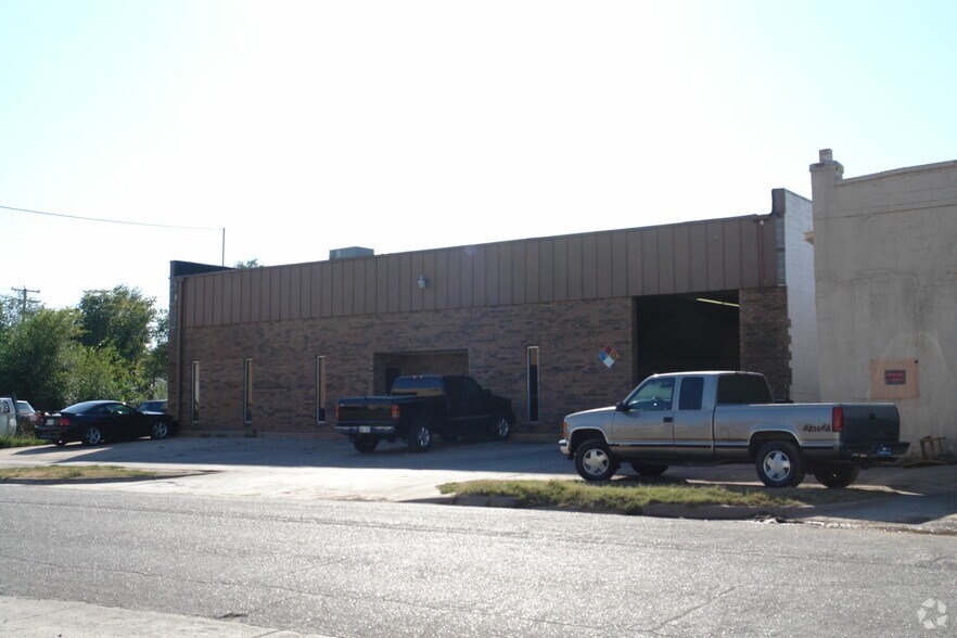 1611 S Ida St, Wichita, KS à louer - Photo principale – Image 1 sur 4