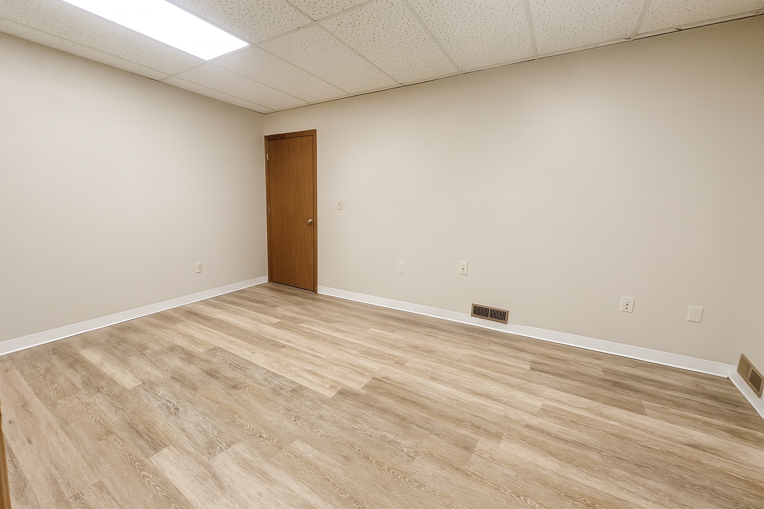 5300 E Main St, Whitehall, OH à louer Photo intérieure– Image 1 sur 3