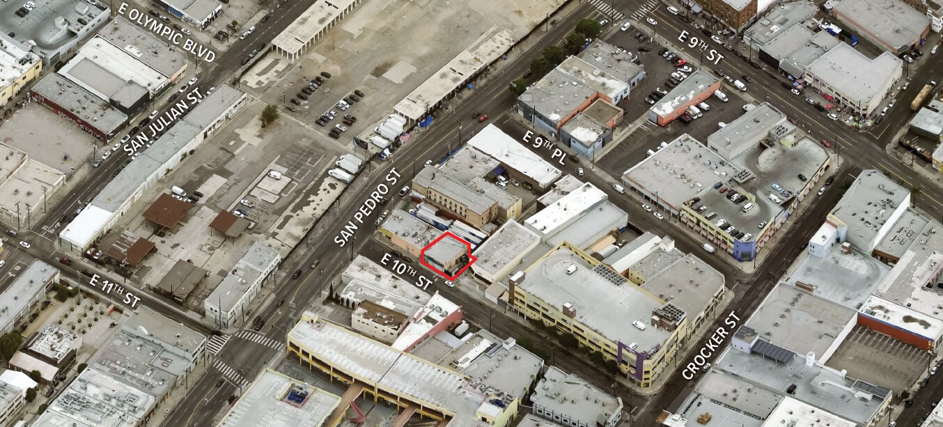 707-711 E 10th St, Los Angeles, CA à louer Photo de l’immeuble– Image 1 sur 5