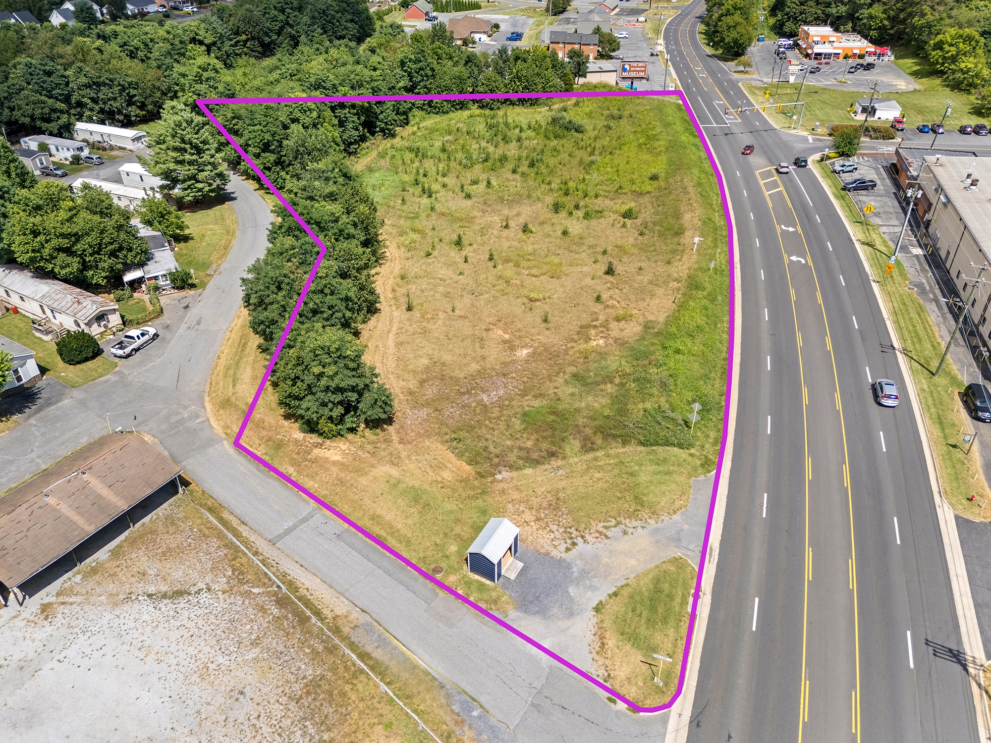 560 Lee Hwy, Verona, VA à vendre Photo de l’immeuble– Image 1 sur 22