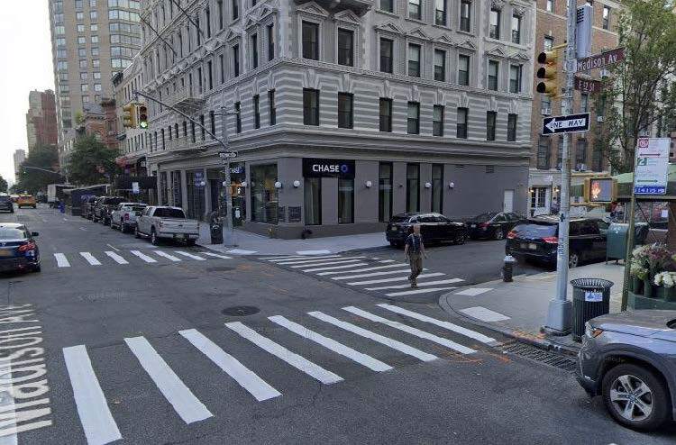 1295 Madison Ave, New York, NY à vendre - Photo de l’immeuble – Image 1 sur 2