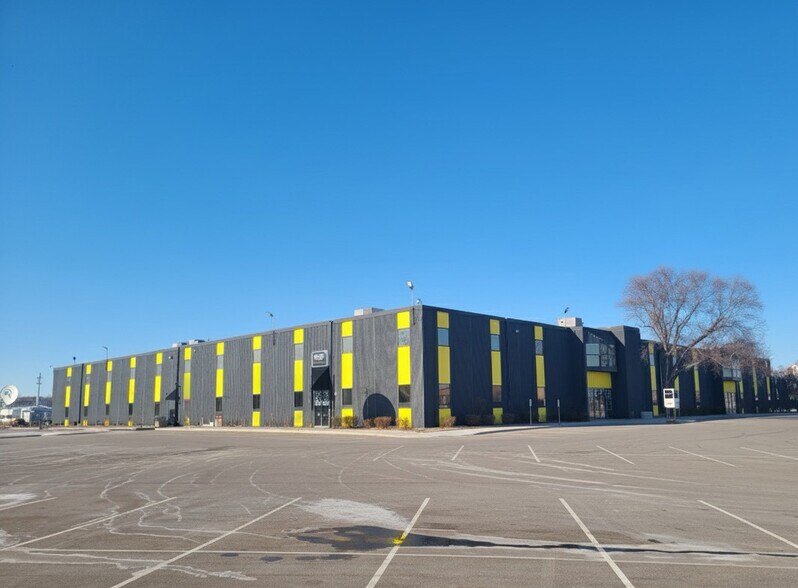 6700-6740 Shady Oak Rd, Eden Prairie, MN à vendre - Photo de l’immeuble – Image 2 sur 7