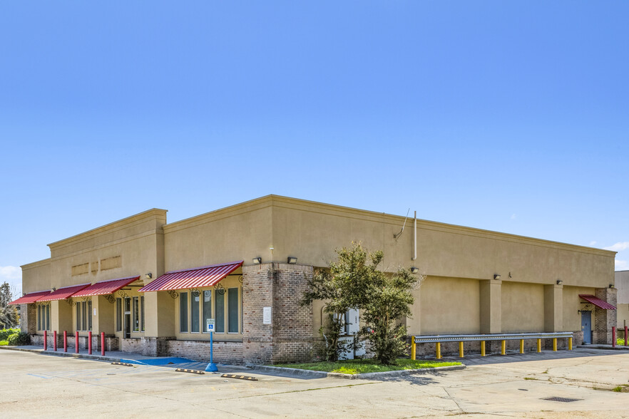 11901 I 10 Service Rd, New Orleans, LA à louer - Photo de l’immeuble – Image 3 sur 11
