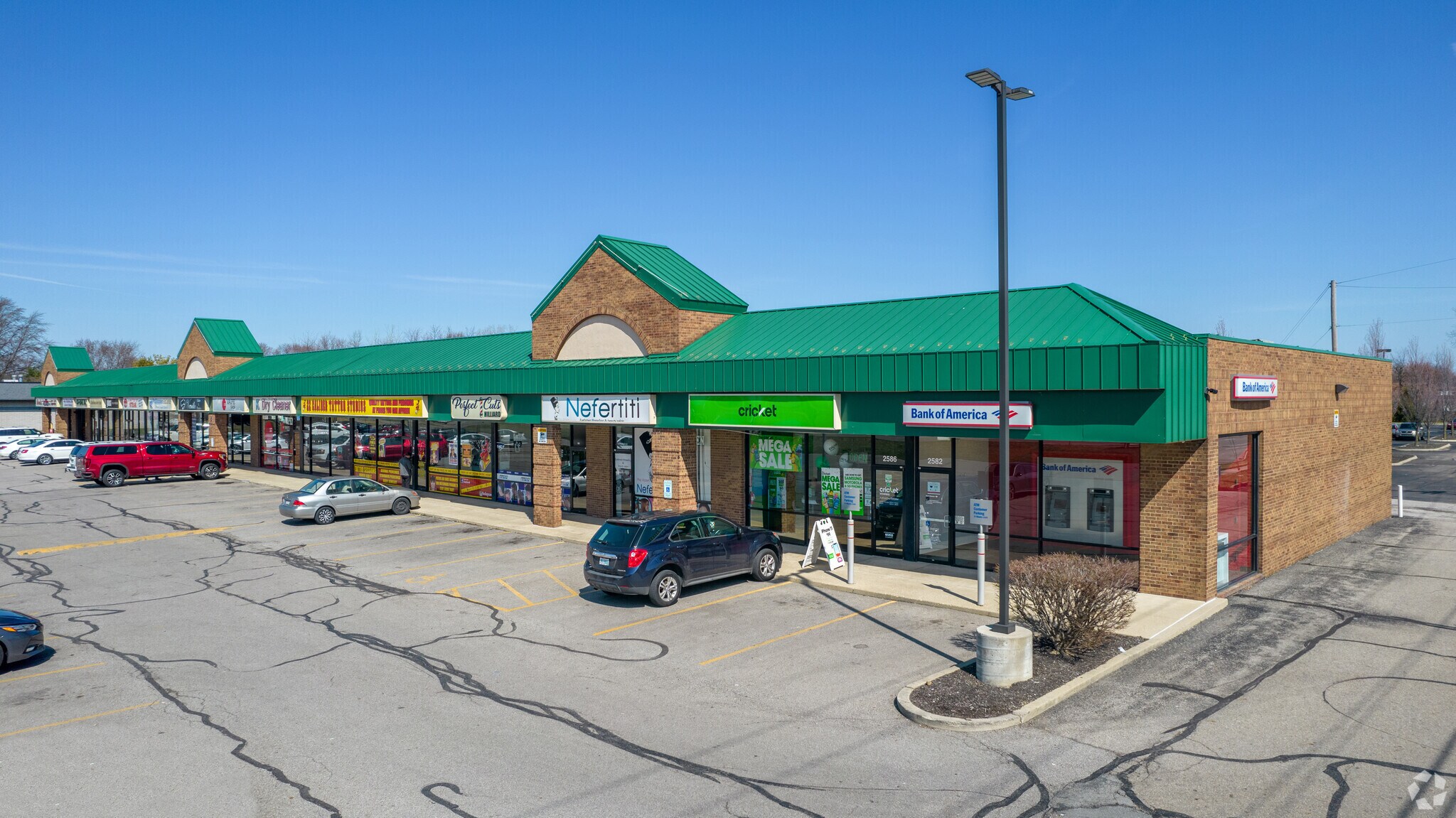 2582-2618 Hilliard Rome Rd, Hilliard, OH à louer Photo de l’immeuble– Image 1 sur 6