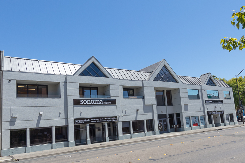 416 B St, Santa Rosa, CA à louer - Photo de l’immeuble – Image 2 sur 6
