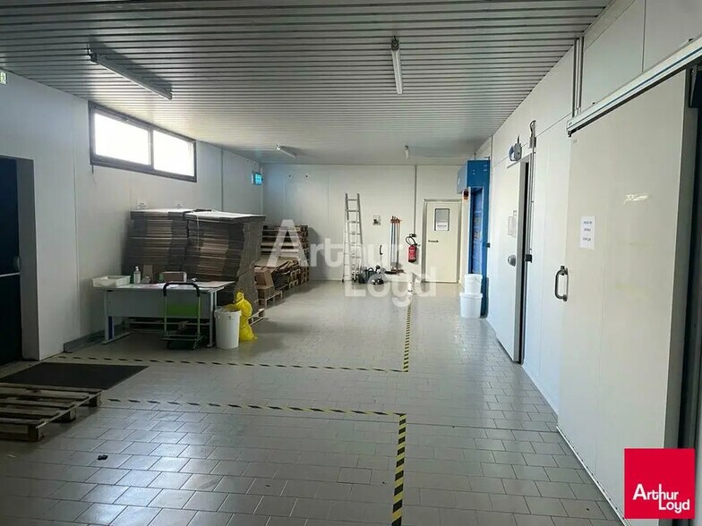 Local d'activités dans CONTRES à vendre - Photo intérieure – Image 1 sur 4