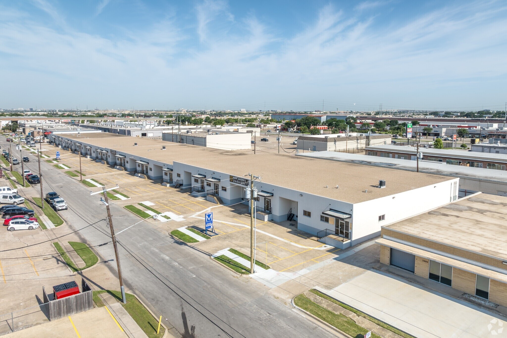 2903 Ladybird Ln, Dallas, TX à louer Aérien– Image 1 sur 1