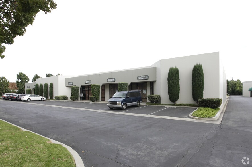 20740-20750 Carrey Rd, Walnut, CA à louer - Photo de l’immeuble – Image 3 sur 11