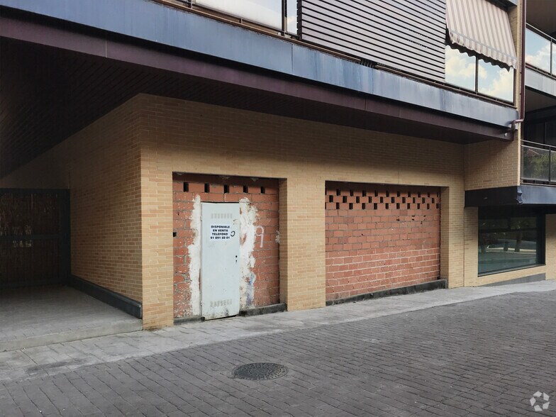 Calle Emilio García Grediaga, 5, Aranjuez, Madrid à vendre - Photo de l’immeuble – Image 2 sur 3
