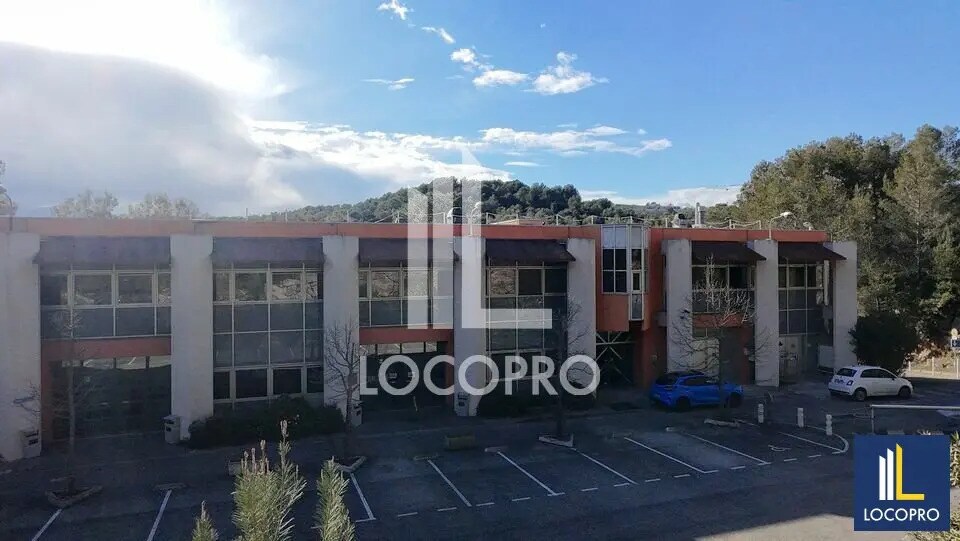 Local d’activités dans Valbonne à louer - Photo de l’immeuble – Image 2 sur 9