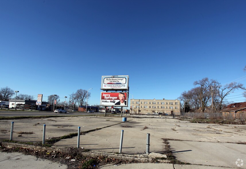 11 W 159th St, Harvey, IL à louer - Photo de l’immeuble – Image 3 sur 3