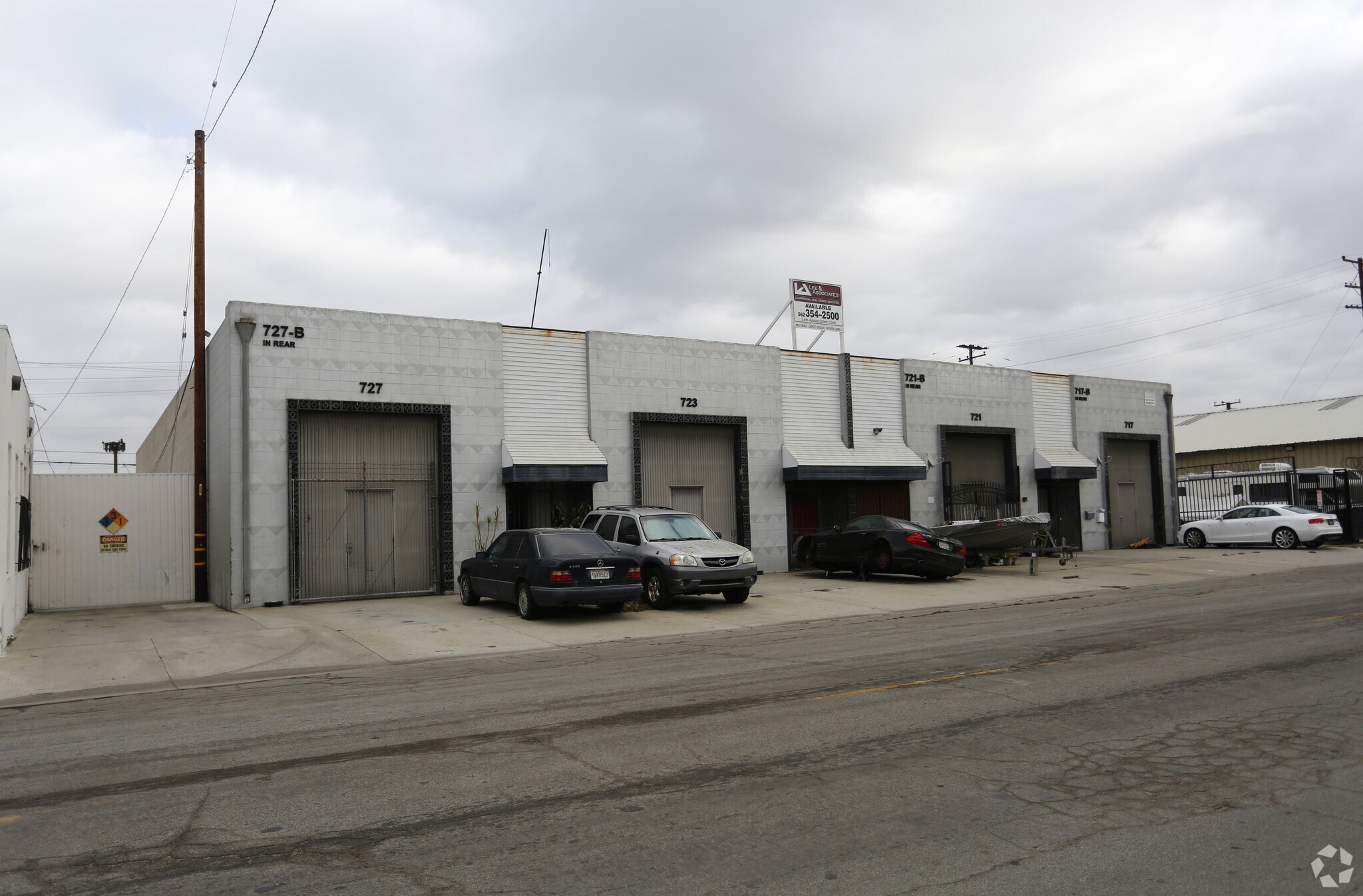 717-727 W 14th St, Long Beach, CA à louer Photo principale– Image 1 sur 7